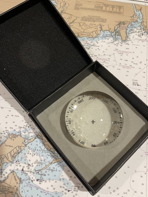 Crystal Magnifier (4x) with Compass Rose image 0